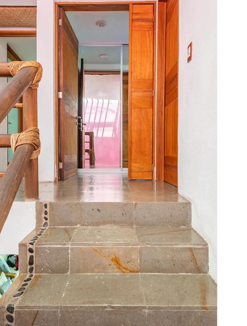 Casa La Columna Bed & Breakfast Puerto Vallarta Exterior photo