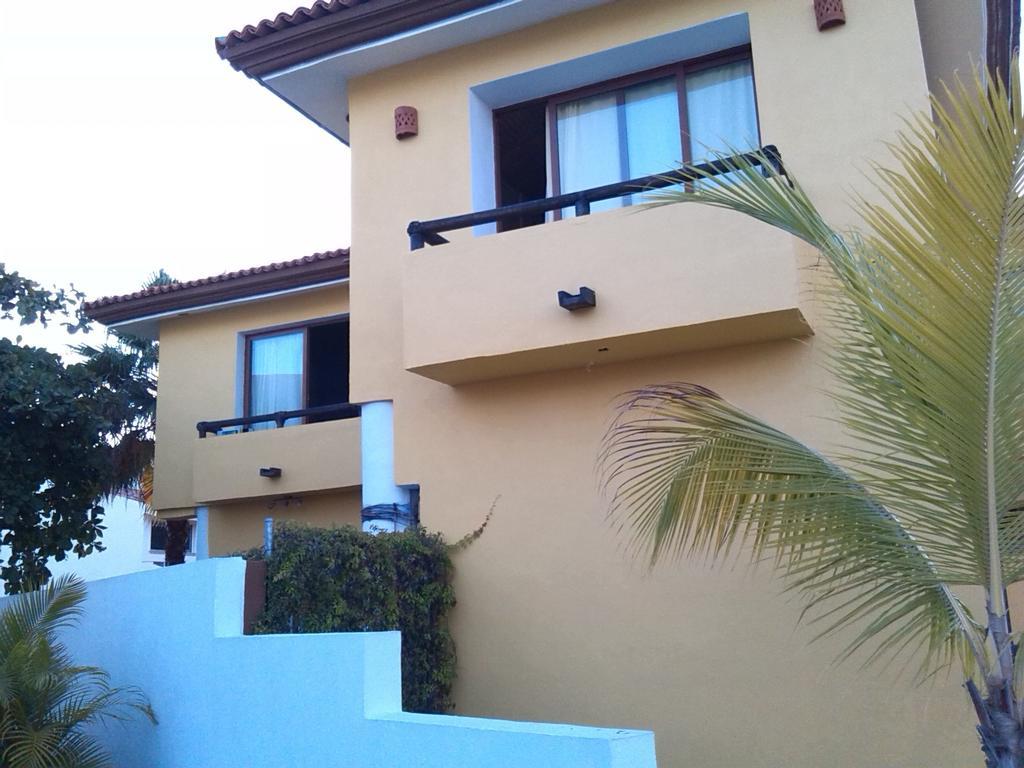 Casa La Columna Bed & Breakfast Puerto Vallarta Exterior photo